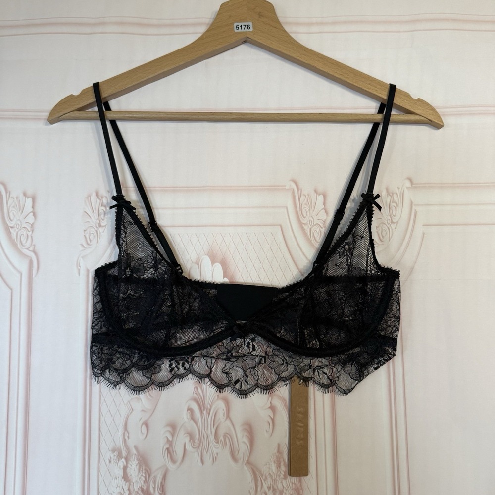 Skims Ultra Fine Lace Unlined Scoop Bra Onyx Black Women's Size 32D NWT $58
